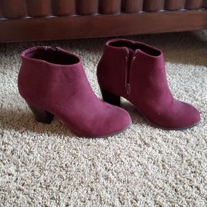 Maroon faux shade booties